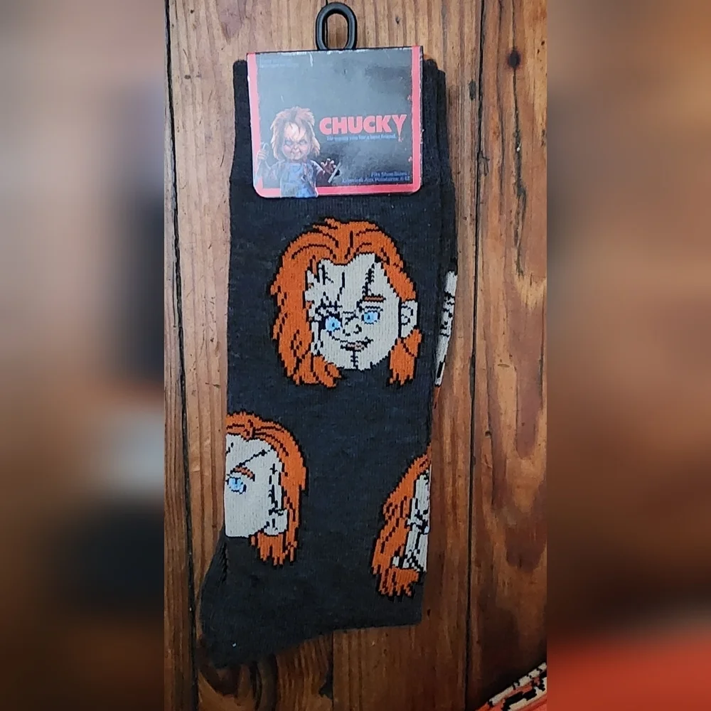 2 Pair Of Scary Movie Socks. A Nightmare On Elm Street And Chucky/ Childs Play